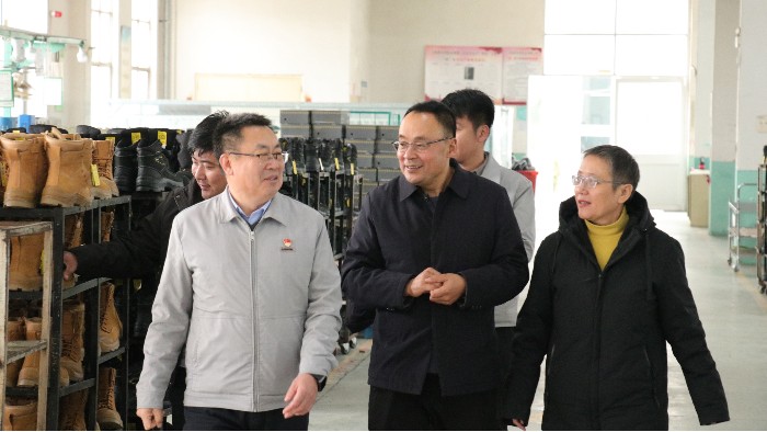 资讯|国内著名集团莅临完美官网首页入口鞋业，携手打造合作新篇章！