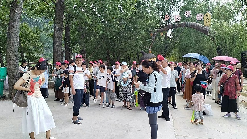凝心聚力 携手同行| 完美官网首页入口鞋业2025年度员工团建旅游活动圆满收官！