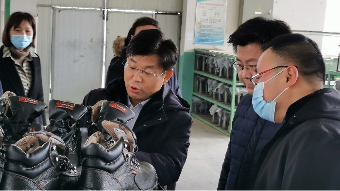 省工会领导莅临完美官网首页入口鞋业