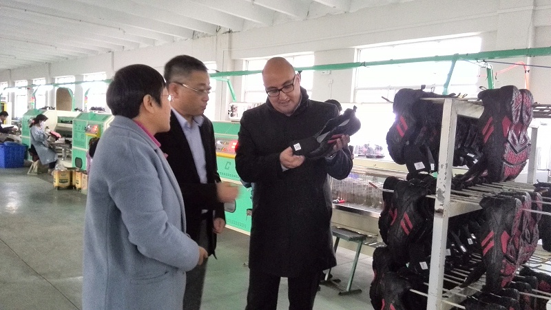 沙特阿拉伯客户参观完美官网首页入口工厂